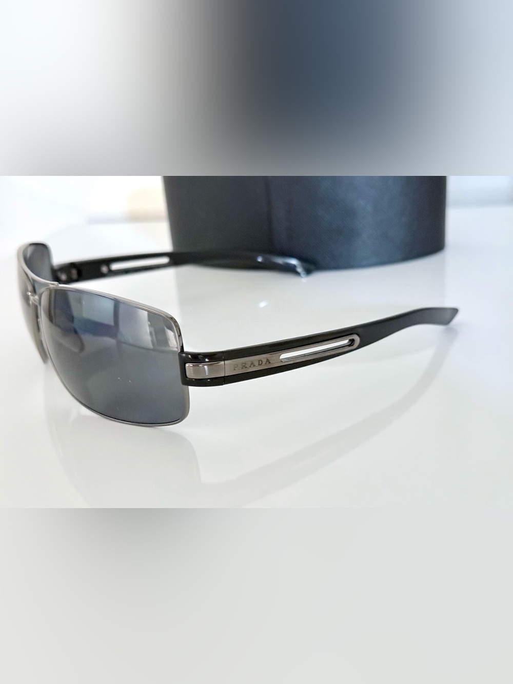 PRADA NEW GREY IN METALLIC SILVER FRAME Polarized Sunglasses, MADE IN ITALY - Picture 3 of 5